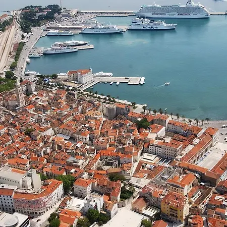 Luxury Oasis Lejlighed Split