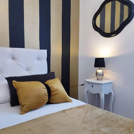 Luxury Oasis Split