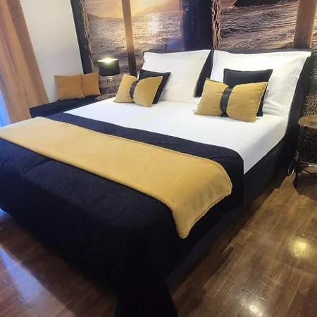 Luxury Oasis Split